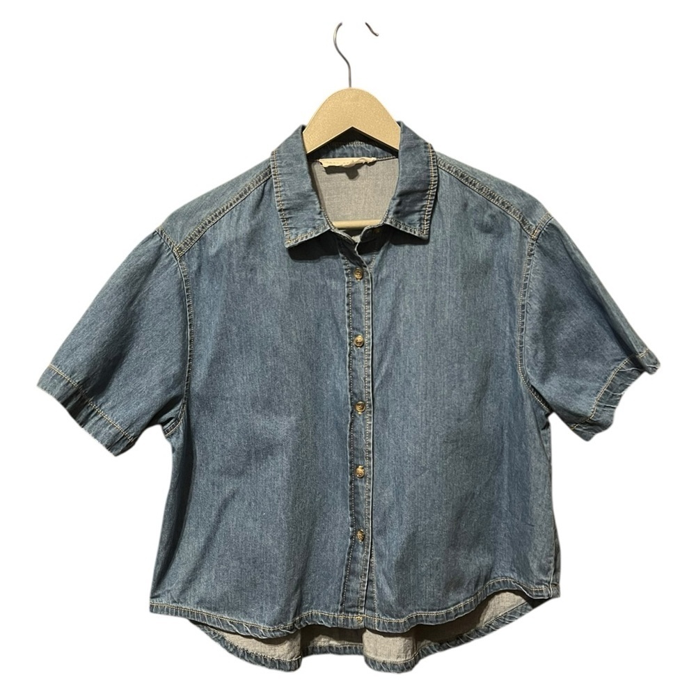 Jane & Delancey Denim Button-Up Top – Small - Picture 2 of 6